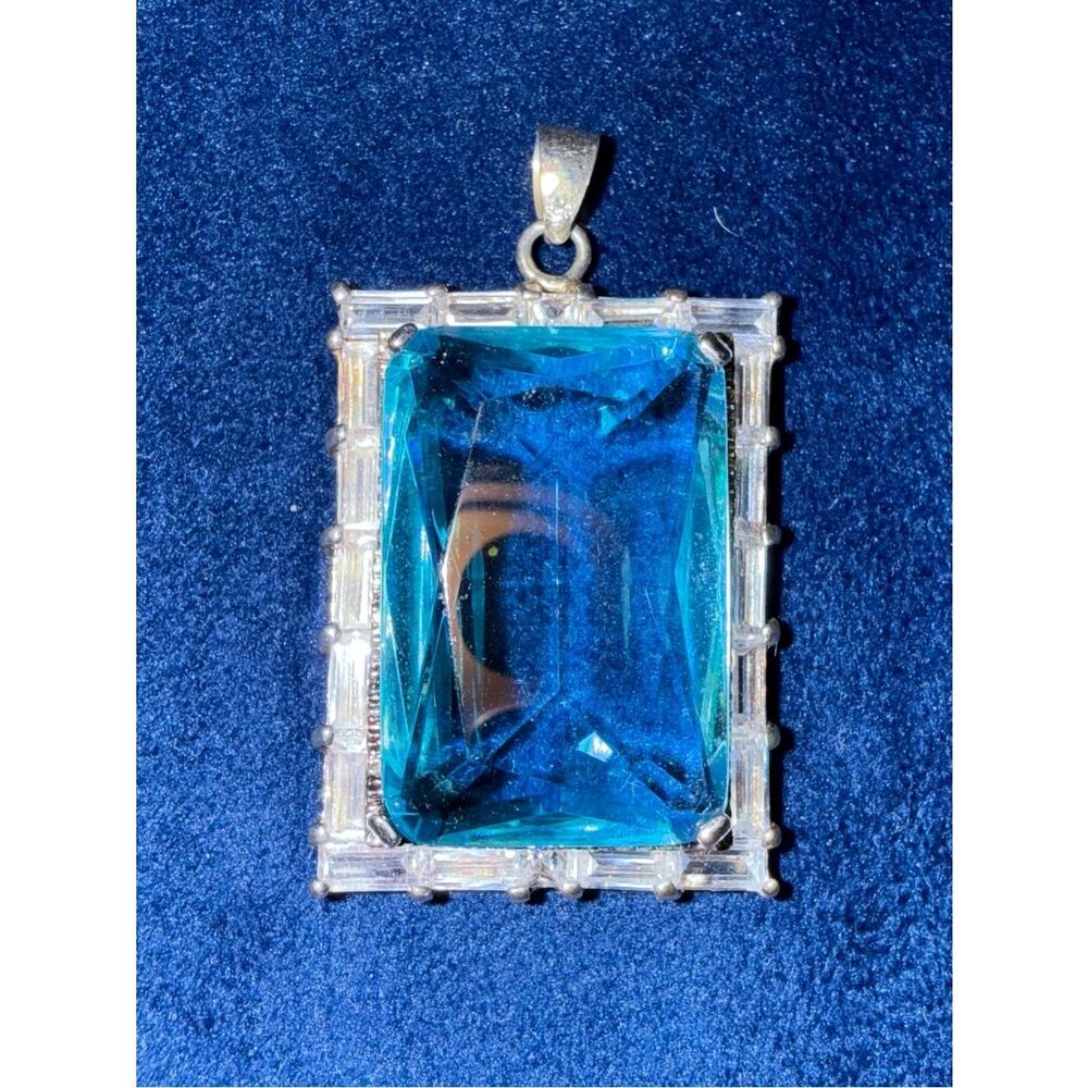 Vintage Women Blue Emerald Cut Pendant Statement Crystal Frame Glam Chic